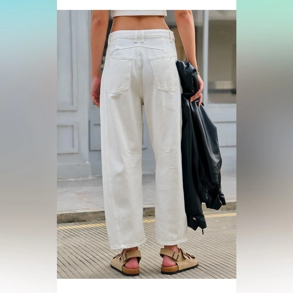 NWOT Amazon Bright White Barrel Denim Jeans